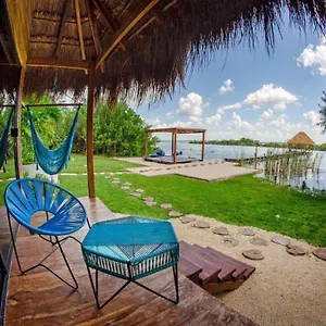 Couette-café Casa Shiva By Mij, Bacalar